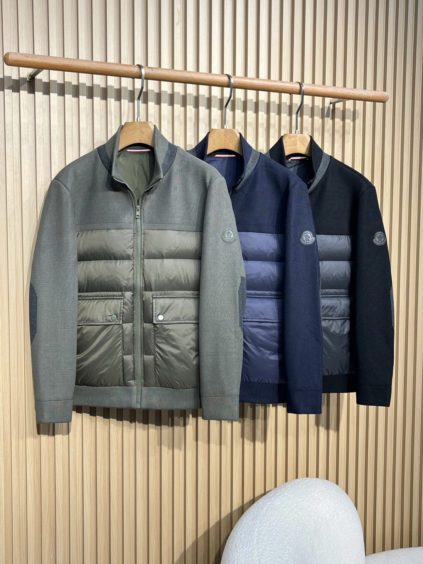 wg.luxury-- 7o9385r Down jacket white duck down 3colour item: E-F443J1833-3H